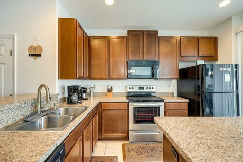Гостиница Orange Park Townhome Vacation Rental w Patio! в Джэксонвилле