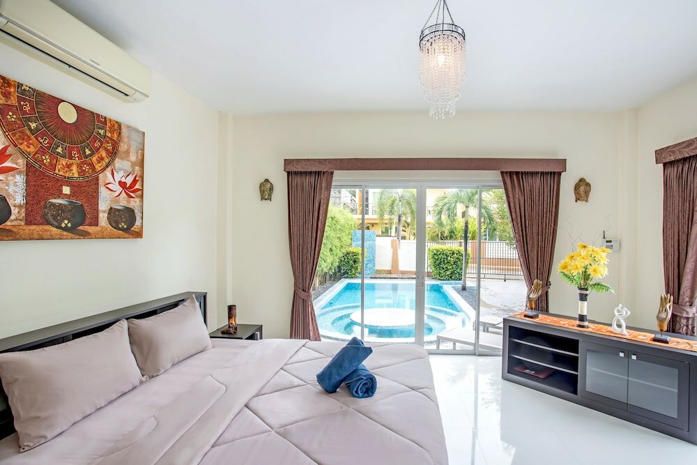 Фото Lovely Pool Villa Platinum near Nai Harn