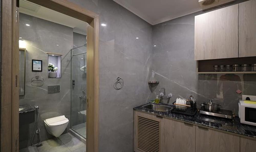 Фото Fabhotel Prime Hampton by Ic'S