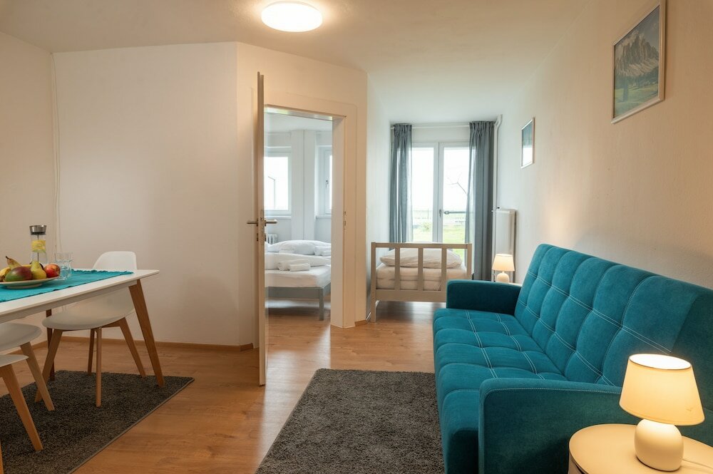 Фото Alpine Hostel Appartements