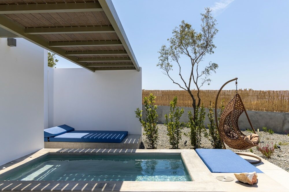 Фото White Holidays Project