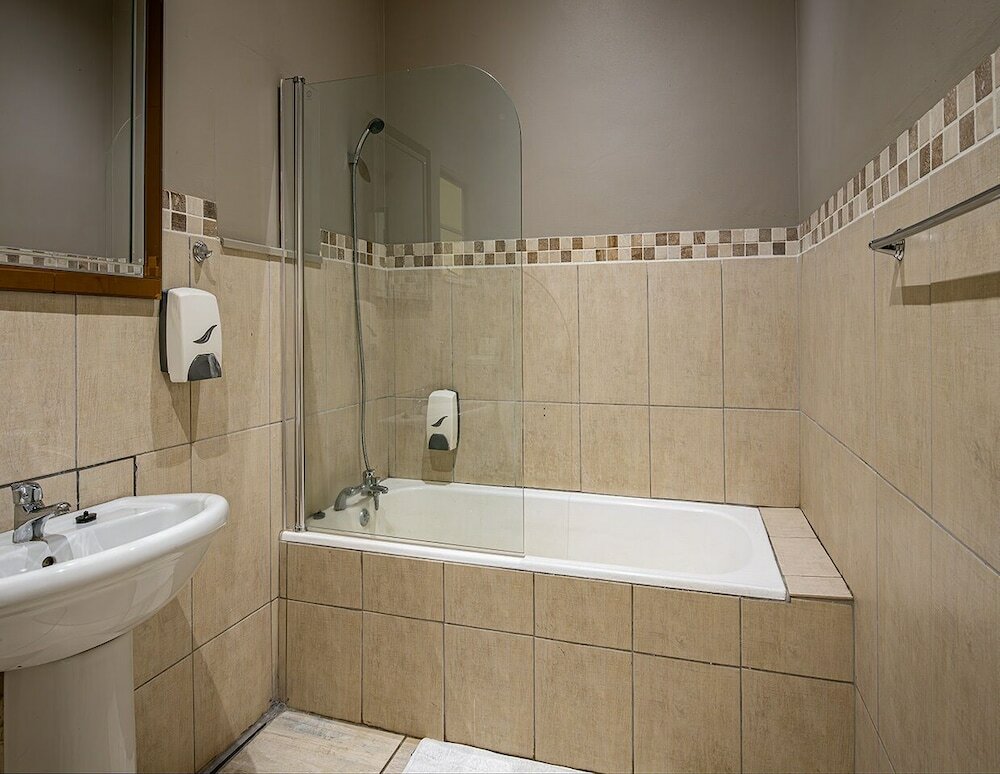 Фото Pofadder Inn by Country Hotels