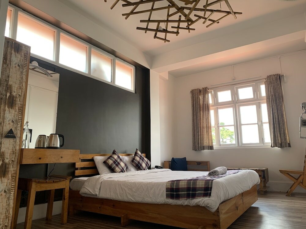 Фото отеля 2