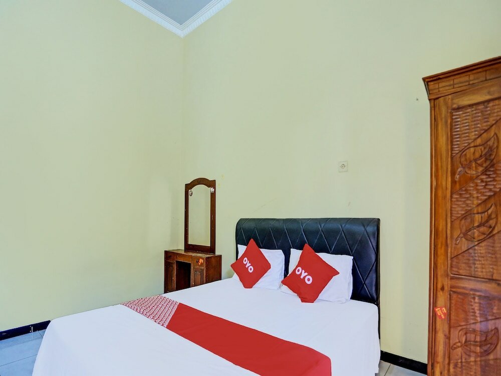 Фото Oyo 92387 Ratu Homestay Syariah