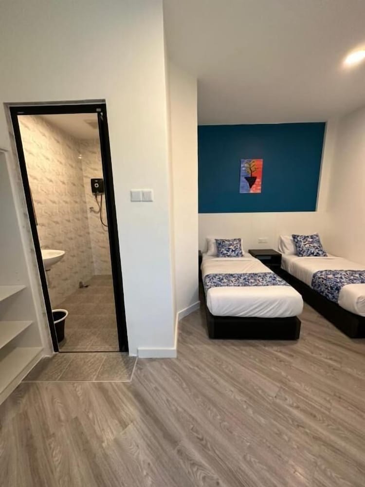 Фото Oyo 90832 Hotel Apsara Temerloh Gateway