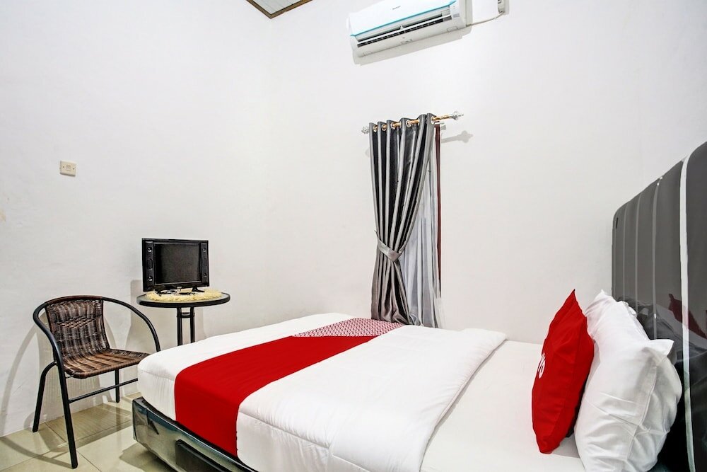 Фото Oyo 92034 Jay Homestay Syariah