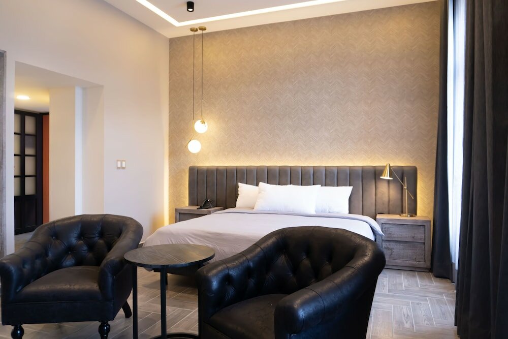 Фото Capitalino Hotel y Plaza