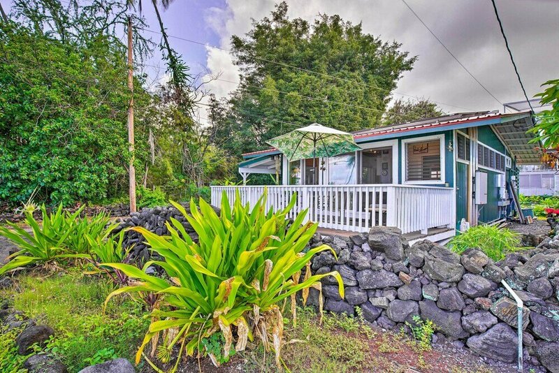 Гостиница Kailua-kona House w Deck & Ocean Views!