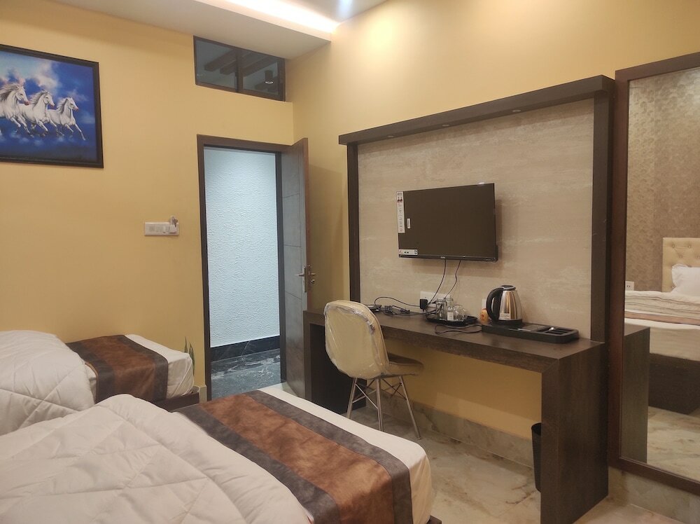 Фото Hotel Friends Palace