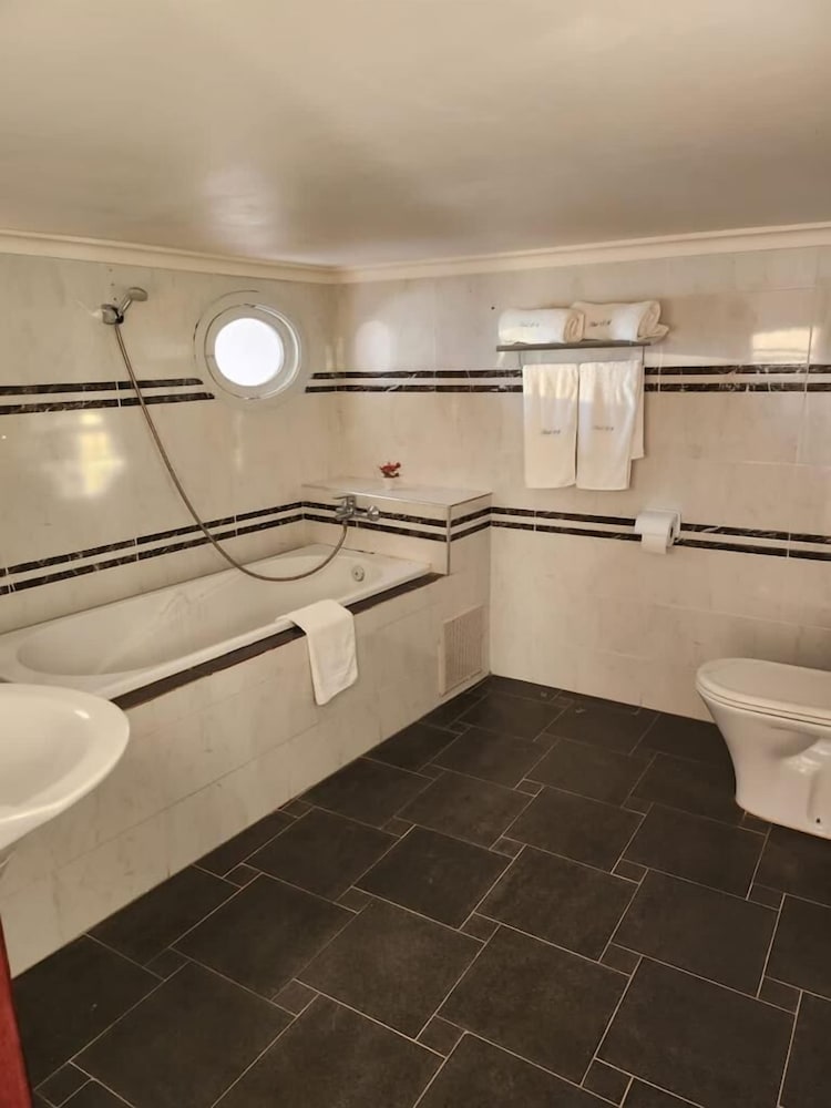 Фото Riad Ras Lafaa