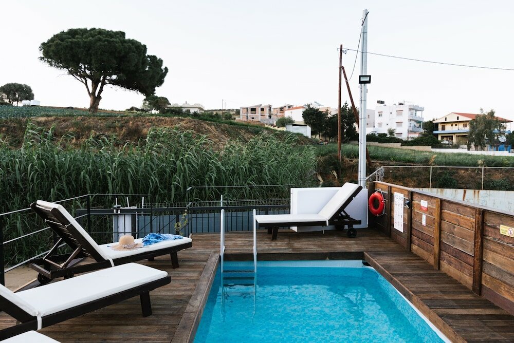 Фото ---Ammira Mare--House near sea with pool