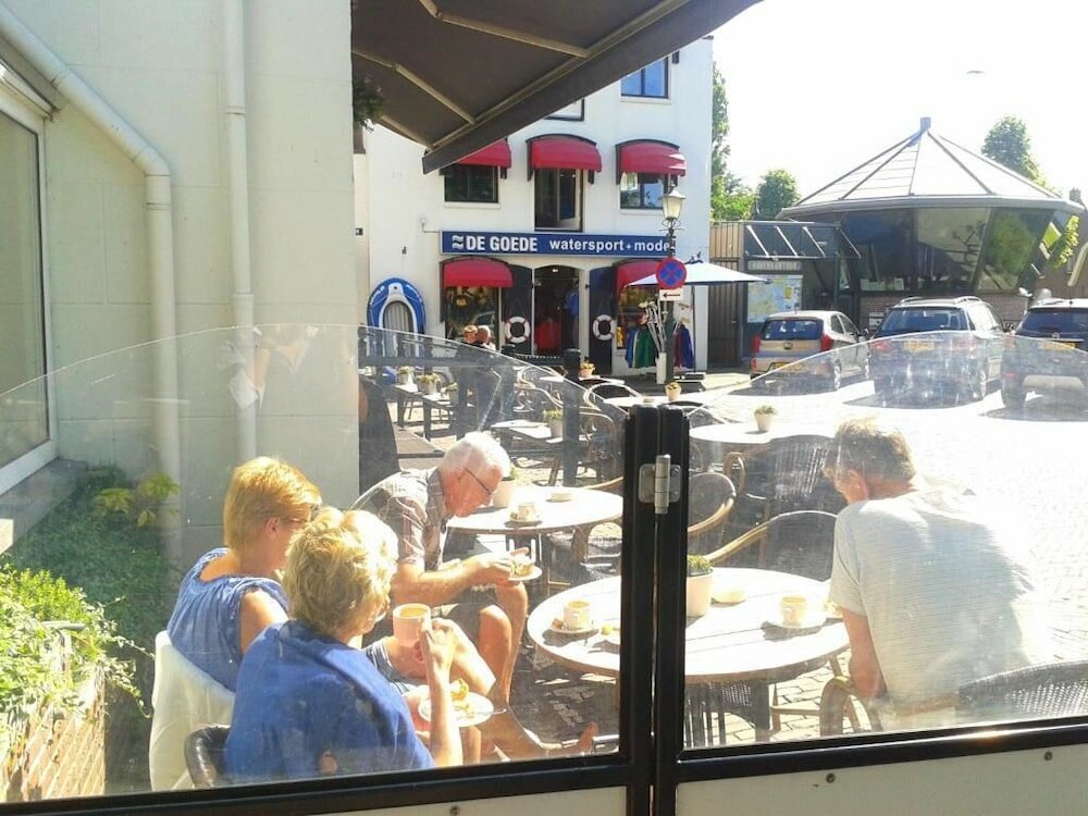 Фото Hotel Medemblik