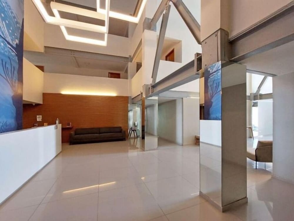 Фото Hy Beach Flats - Fernando Pessoa