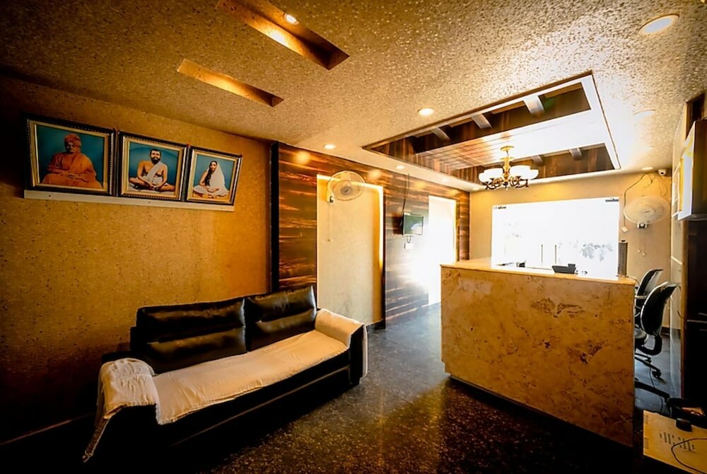 Фото Goroomgo Deep Ganga Inn Puri