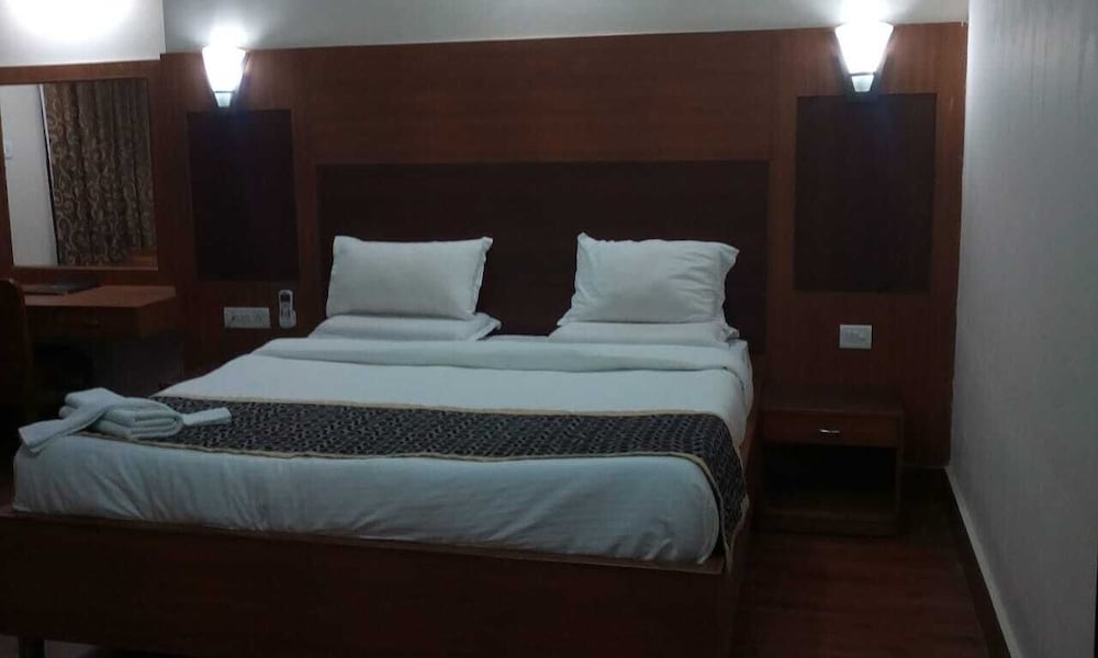 Фото Hotel Ambarish