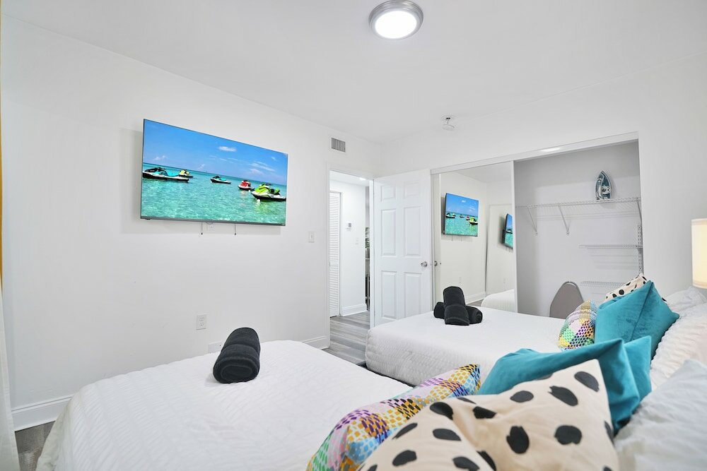 Фото 6 to 42 Guests 6 Kitchens Comfort Retreat Heart Wynwood