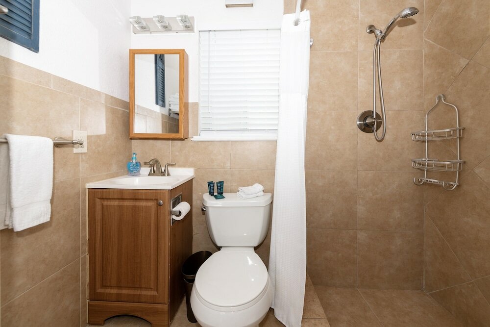 Фото Tropic Isle Boutique Hotel