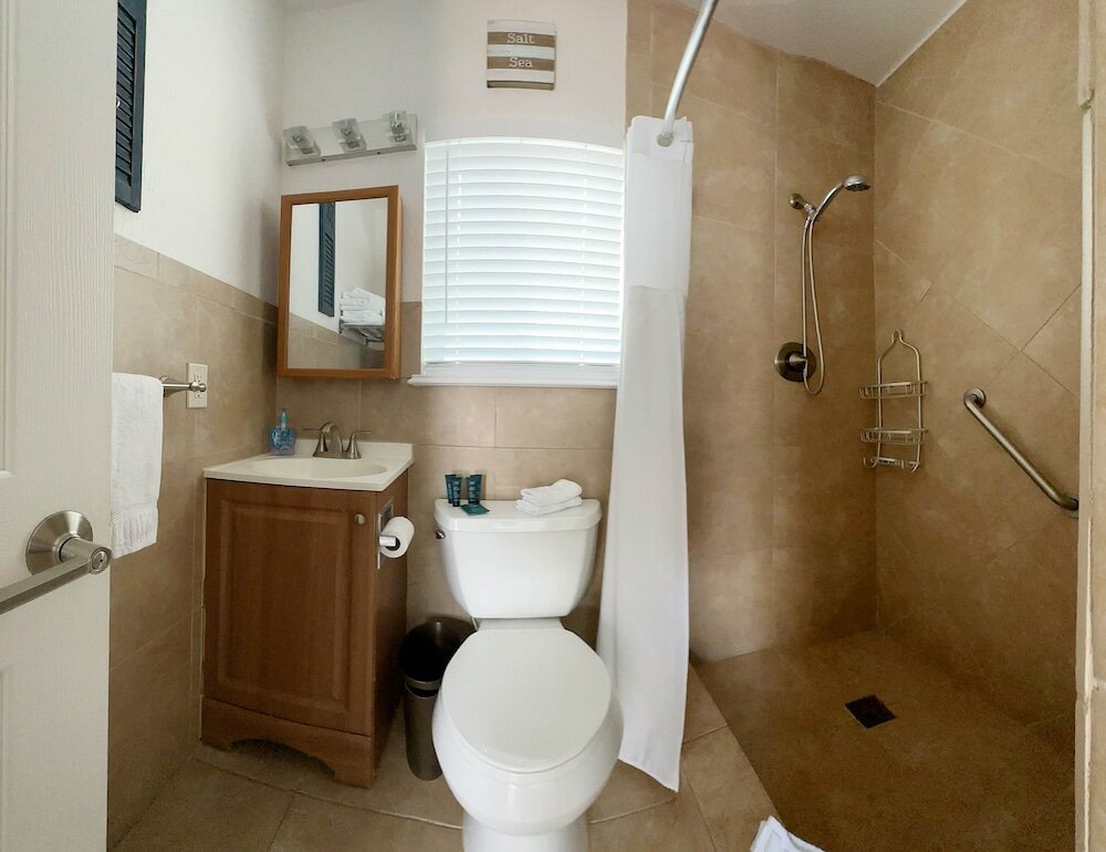 Фото Tropic Isle Boutique Hotel