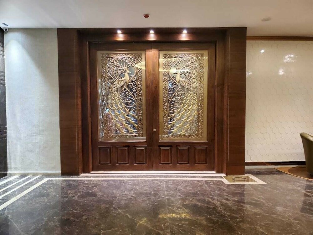 Фото The Signate Royale