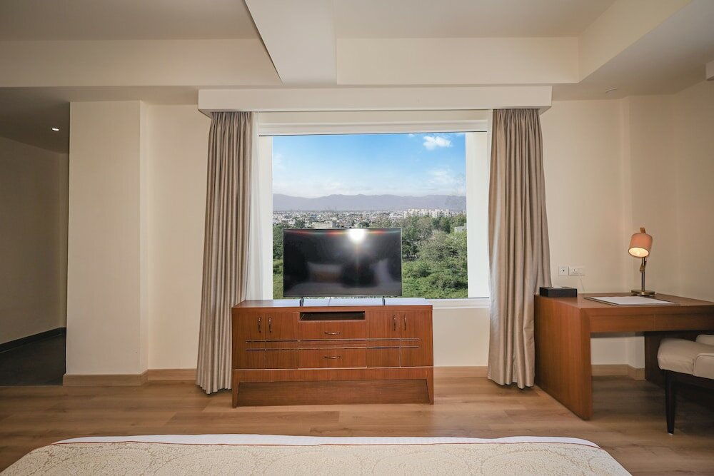 Фото Regenta Dehradun by Royal Orchid Hotels Limited