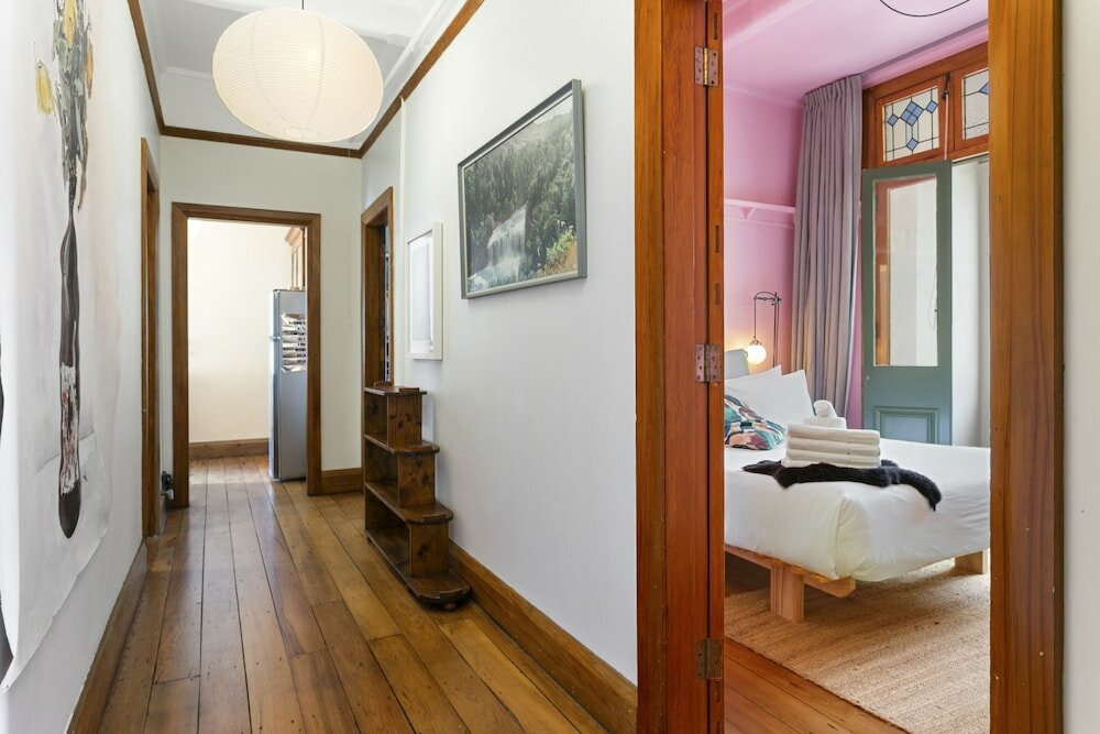 Фото Heritage Apartment on City Fringe