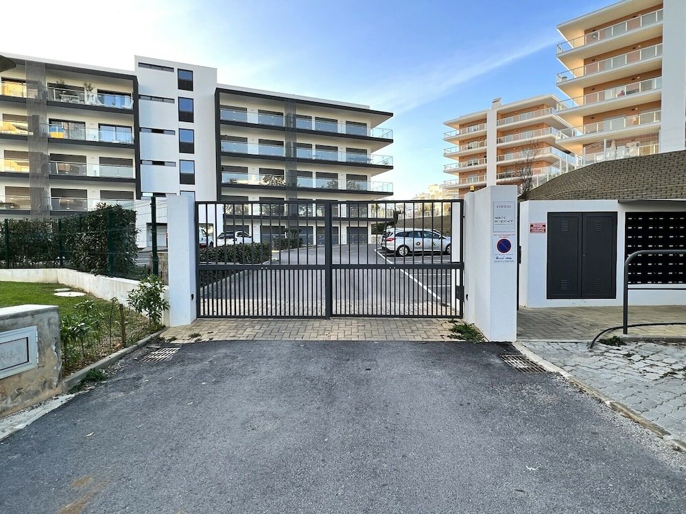 Фото Praia Da Rocha Twins 2 With Pool
