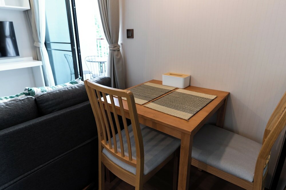 Фото Title V X413