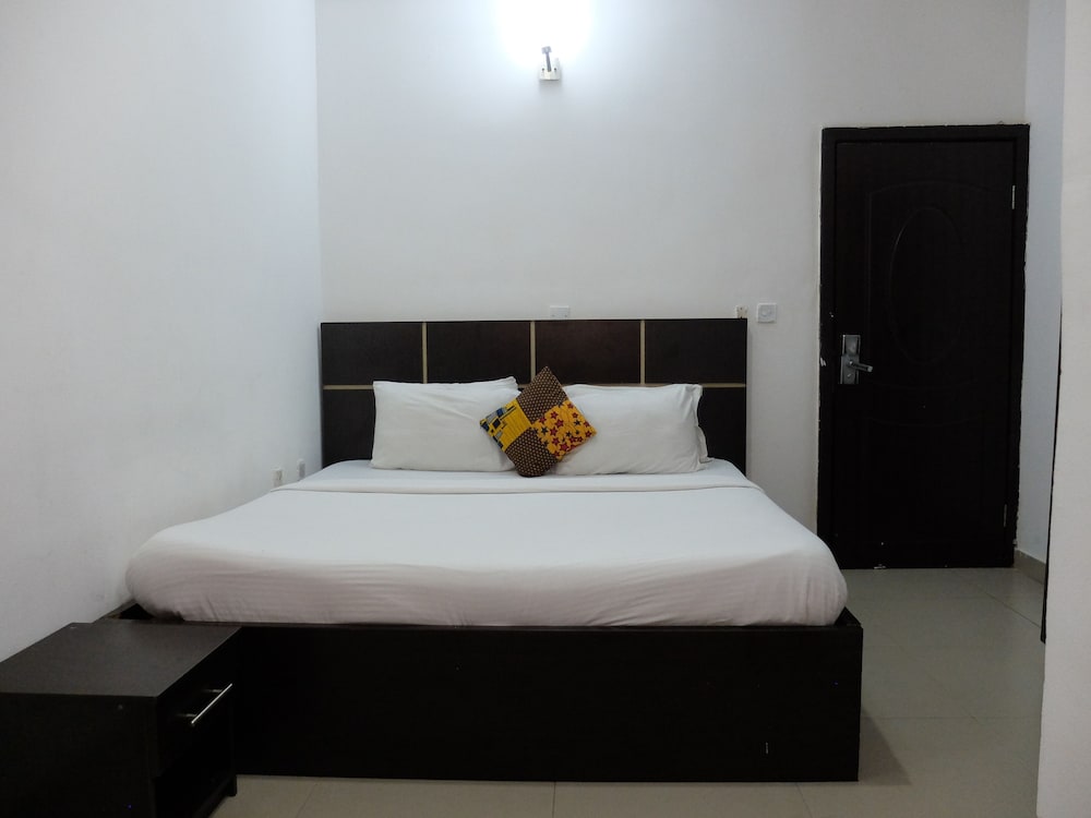 Фото Bjorne Suites