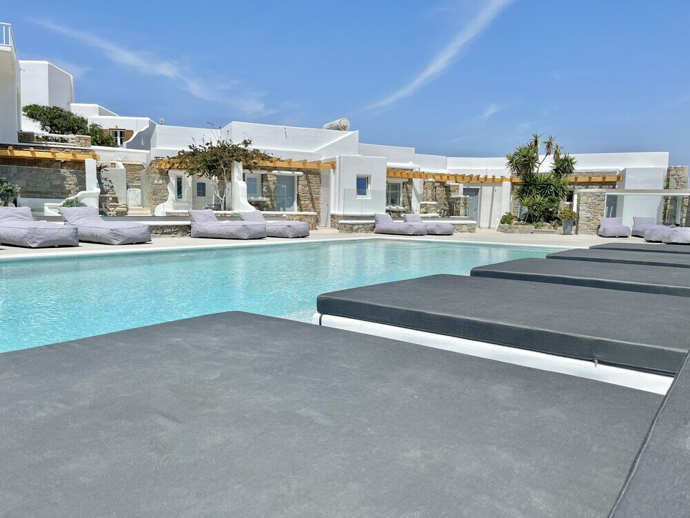 Фото Crystal Suites