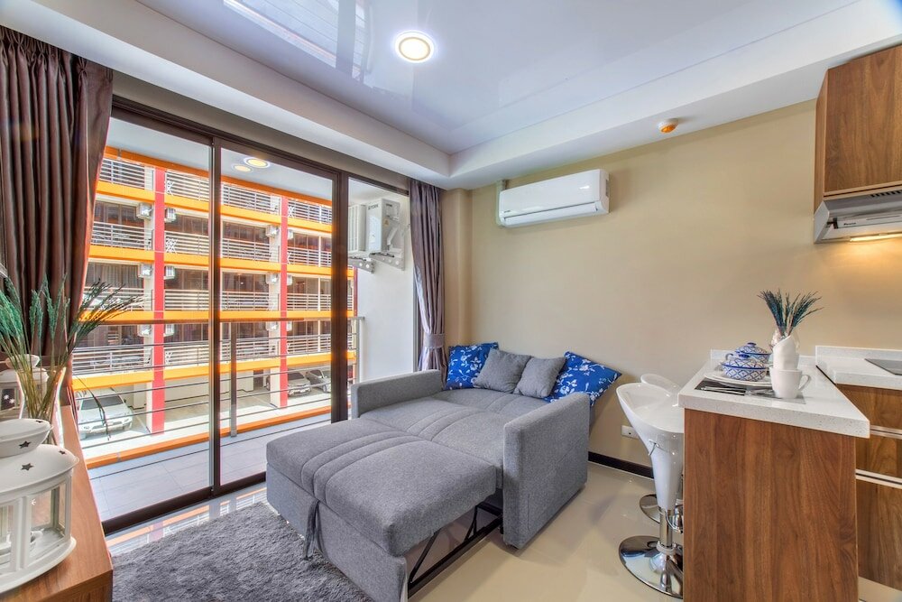 Фото Naiharn Sea Condominium S311