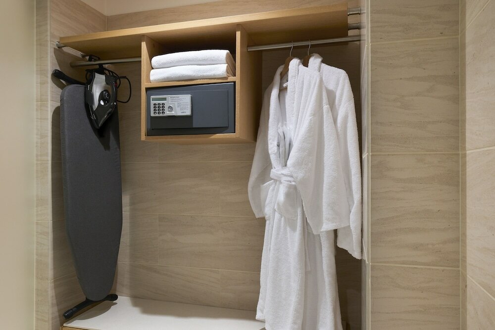 Фото Precise House Mantegna Roma