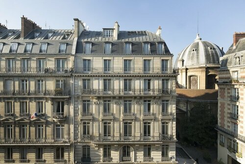 Гостиница Hotel Lumen Paris Louvre в Париже