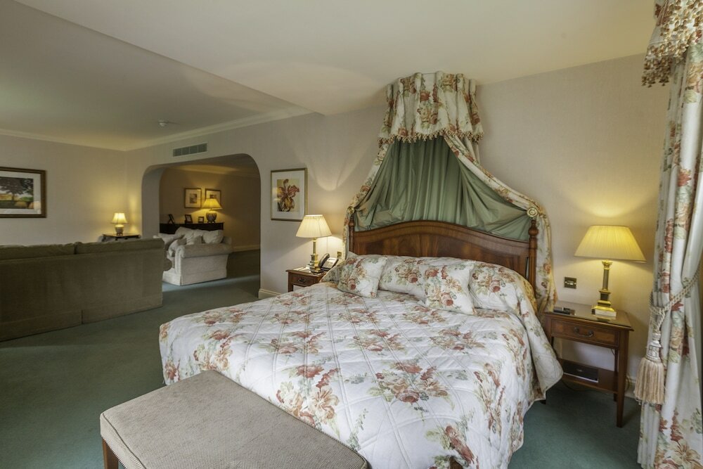 Фото Luton Hoo Hotel, Golf And SPA