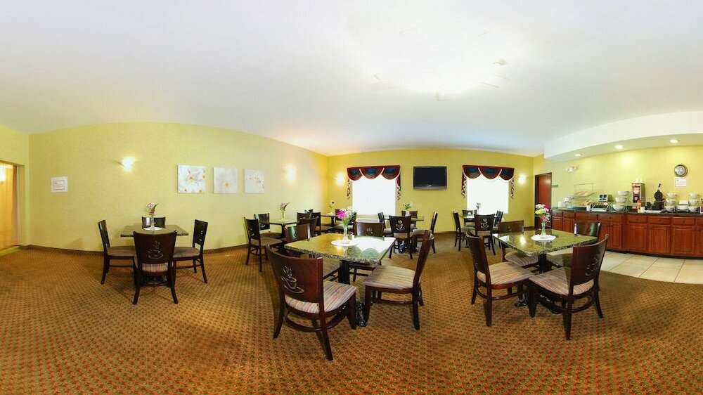 Фото Quality Suites