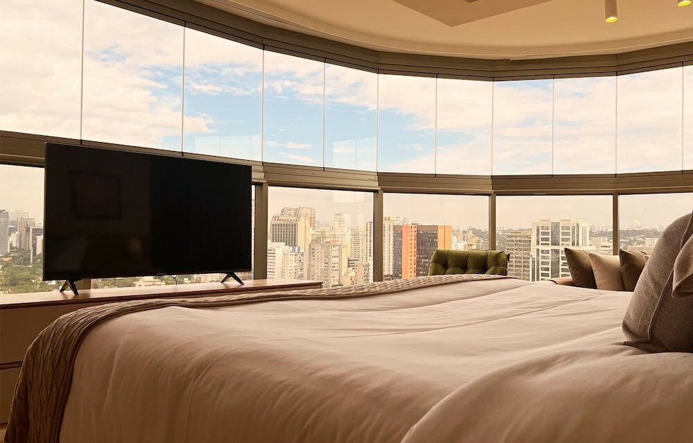 Фото White by Movinn