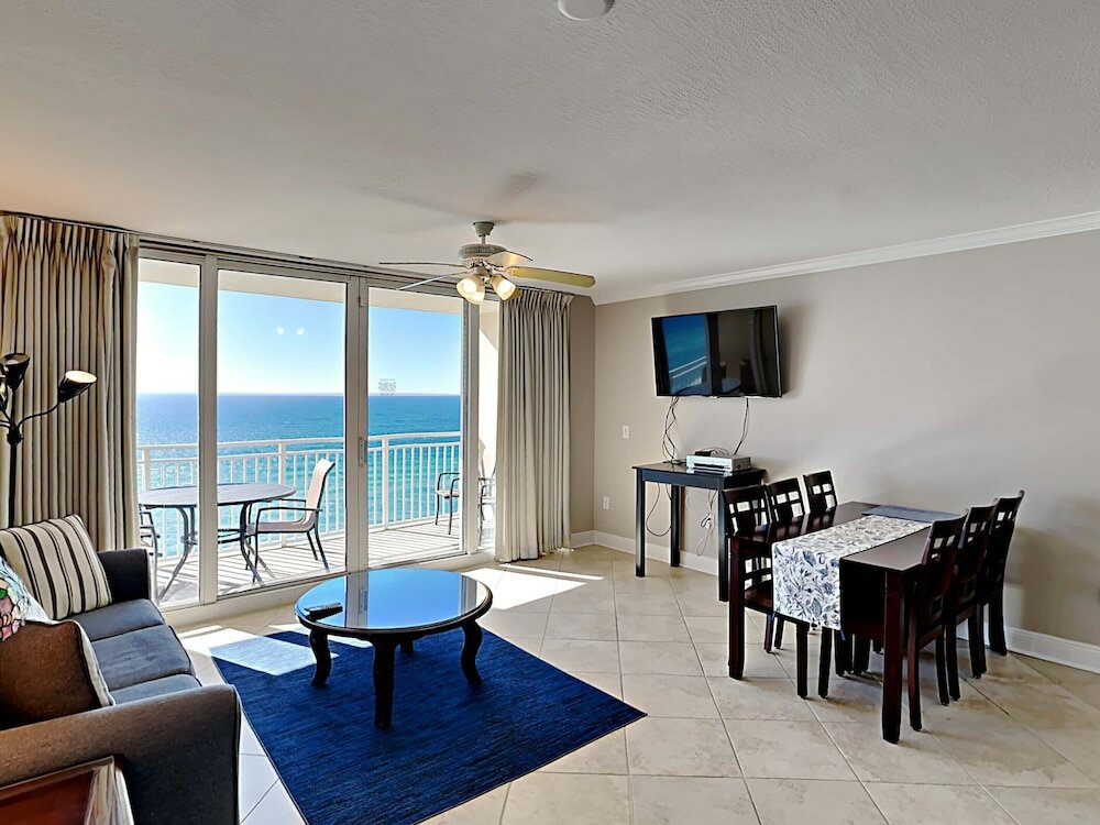 Фото Emerald Beach Resort by Southern Vacation Rentals