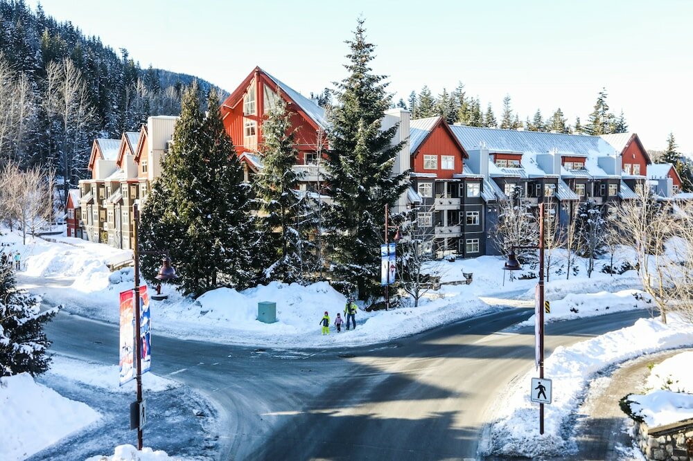 Фото Whistler Vacation Club at Lake Placid Lodge
