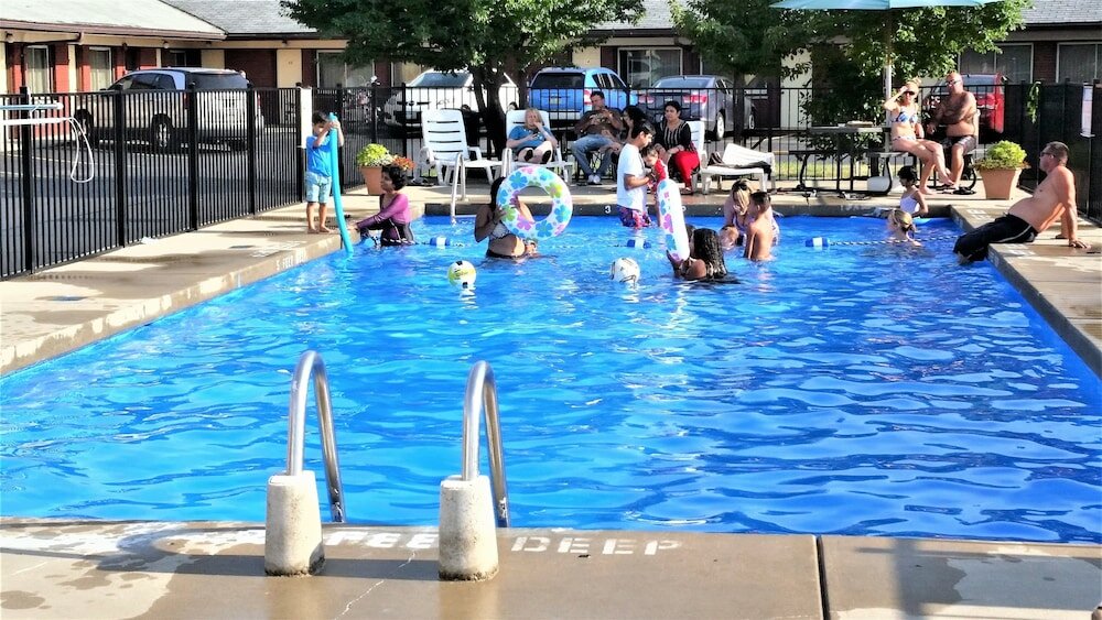 Фото Swiss Cottage Inn