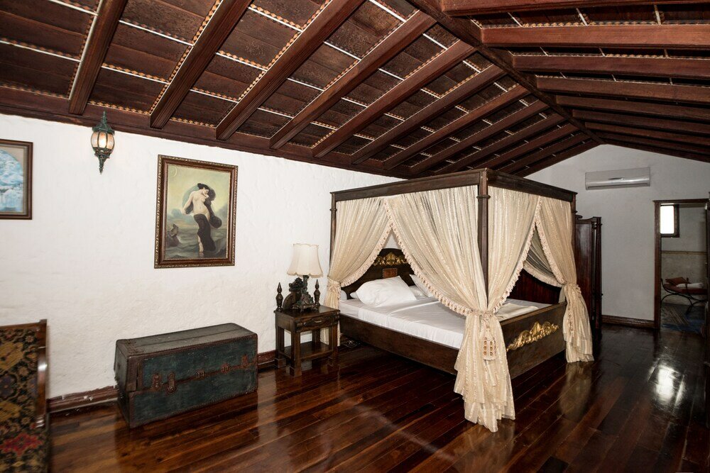 Фото Casa de la Moneda by Nomad Guru