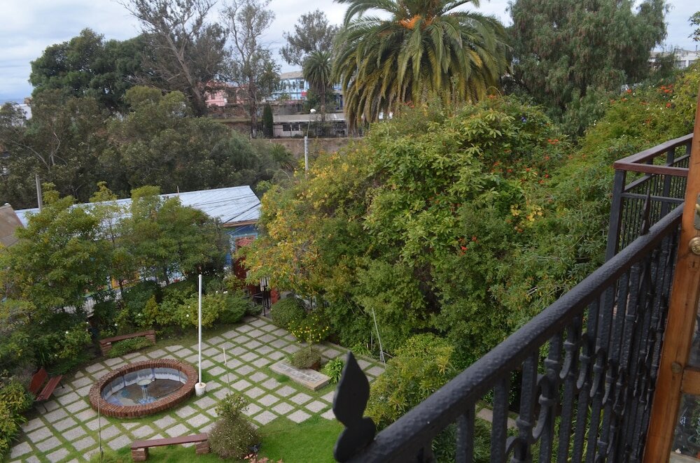 Фото отеля 3