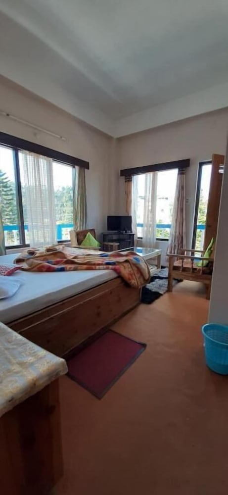 Фото Hotel Blue Lagoon