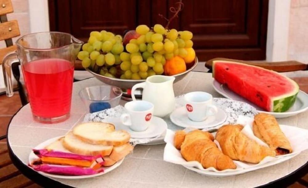 Фото Alba e tramonto B&b