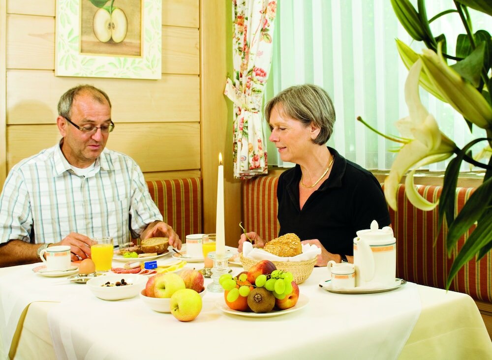 Фото Hotel Reindl garni Suiten & Appartments