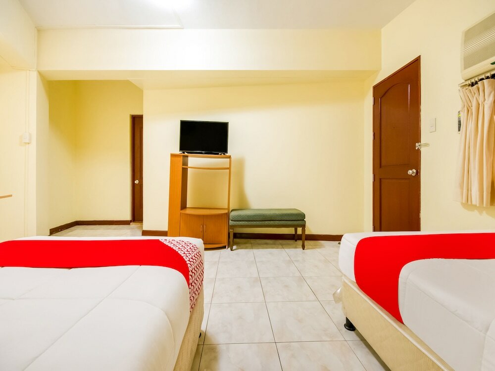 Фото Vaccinated Staff - Capital O 465 Ford's Inn