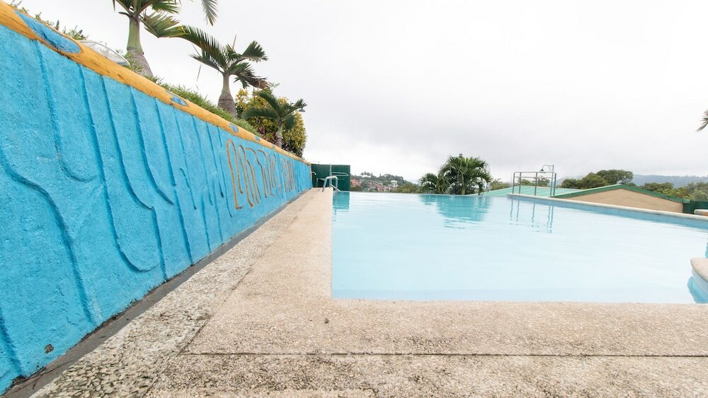 Фото RedDoorz near Peoples Park Tagaytay