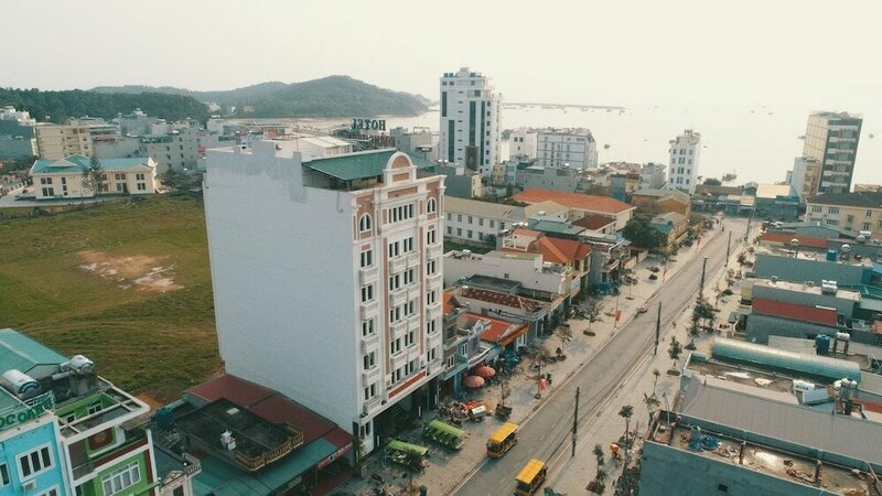Гостиница Hoang Trung Co To Hotel