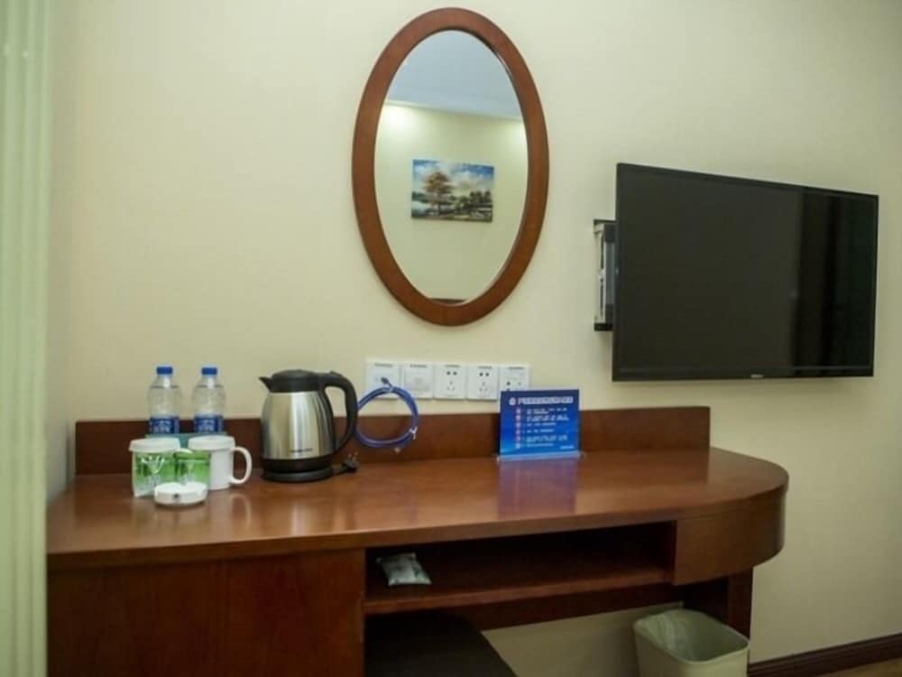 Фото Greentree Inn Beijing Yanqing Railway Station