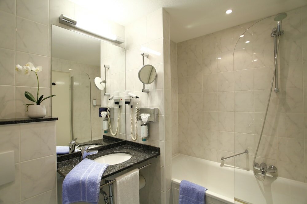 Фото Stadthotel Engel