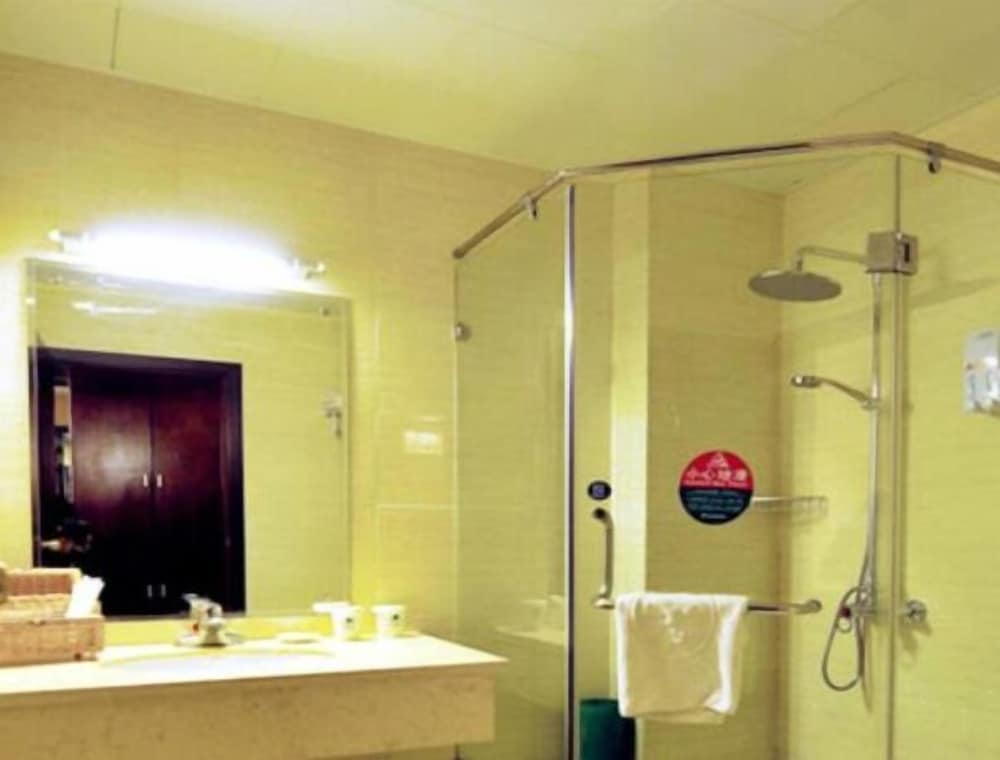 Фото Greentree Inn Beijing Yanqing Railway Station