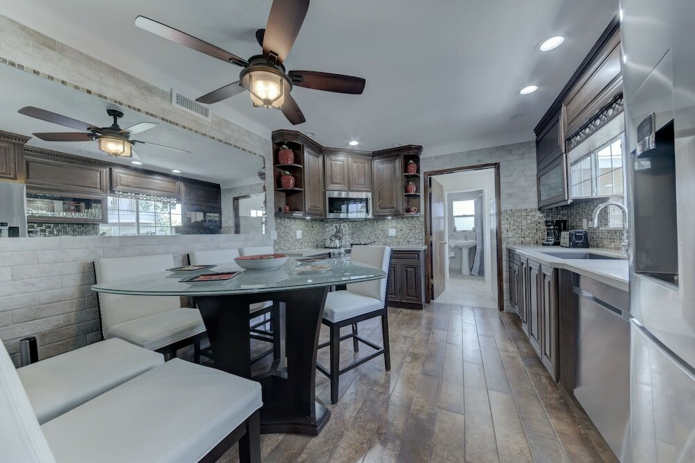 Фото Sanctuary Pond and Pool